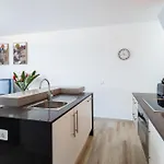 Apartman Amantes Del Mar, Heated Pool