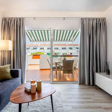 Апартаменты Amantes Del Mar, Heated Pool